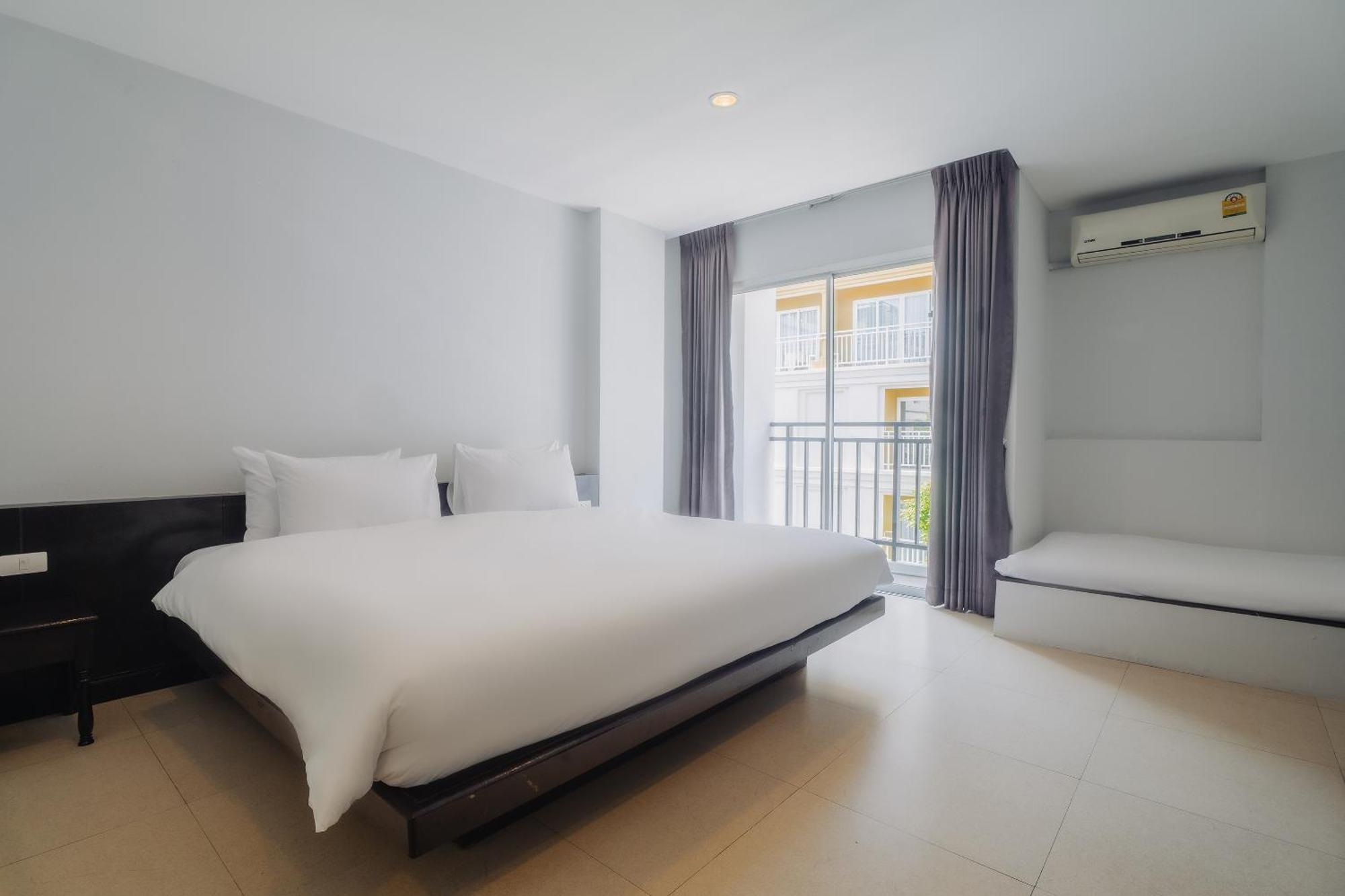 Di Yana Patong Hotel Bagian luar foto